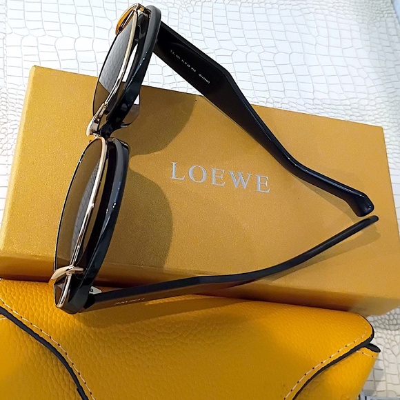 Rare New (Unused) Loewe Double Frame LW40119I Black - Picture 14 of 15